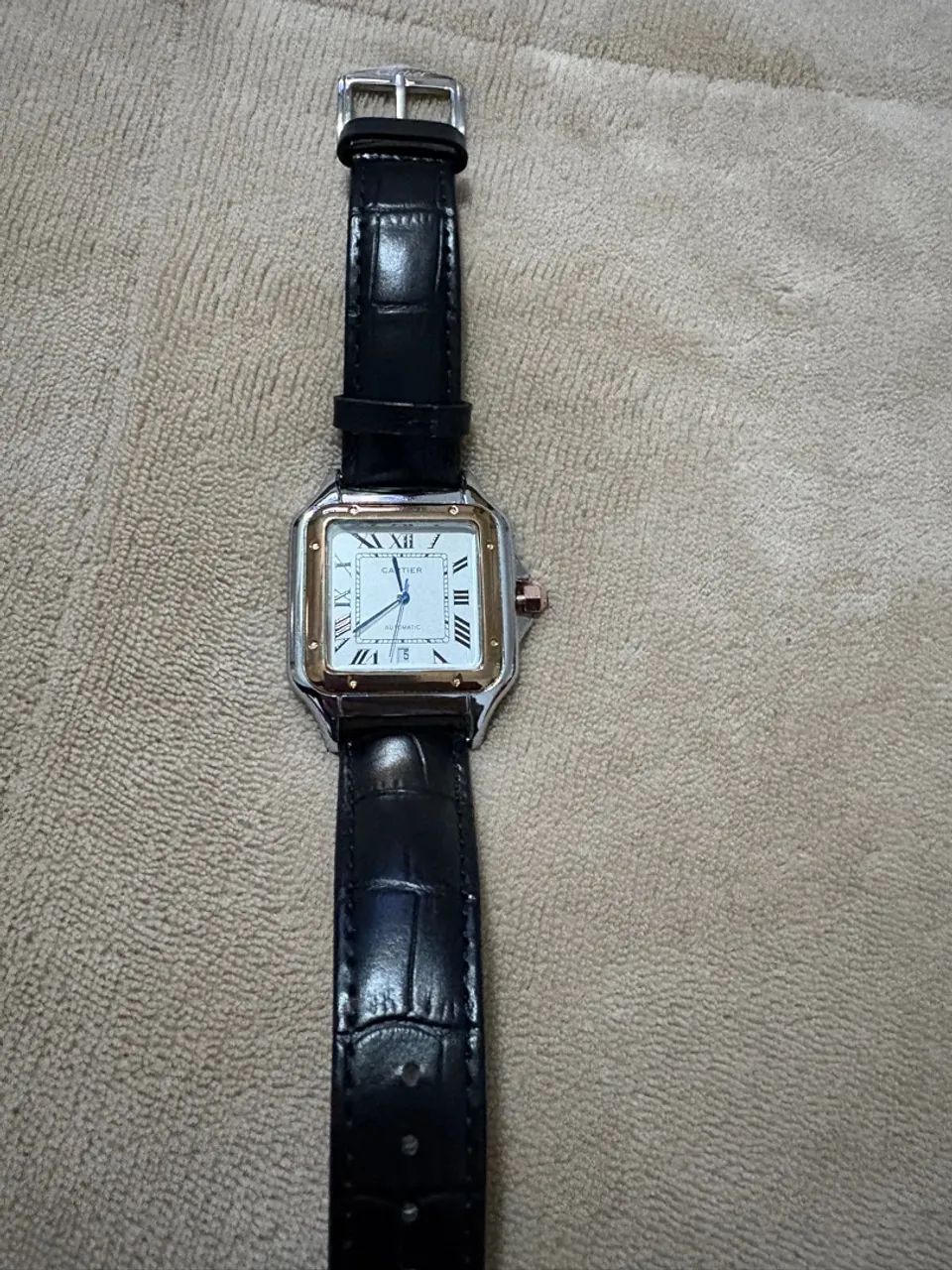 Relógio Cartier Santos Preto - Elegância e Estilo