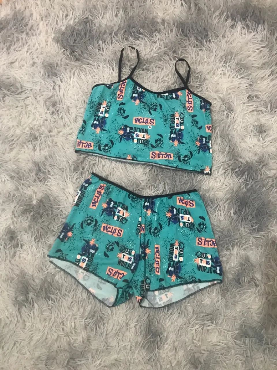 Conjunto de Pijama Stitch - Tamanho M - Foto 3