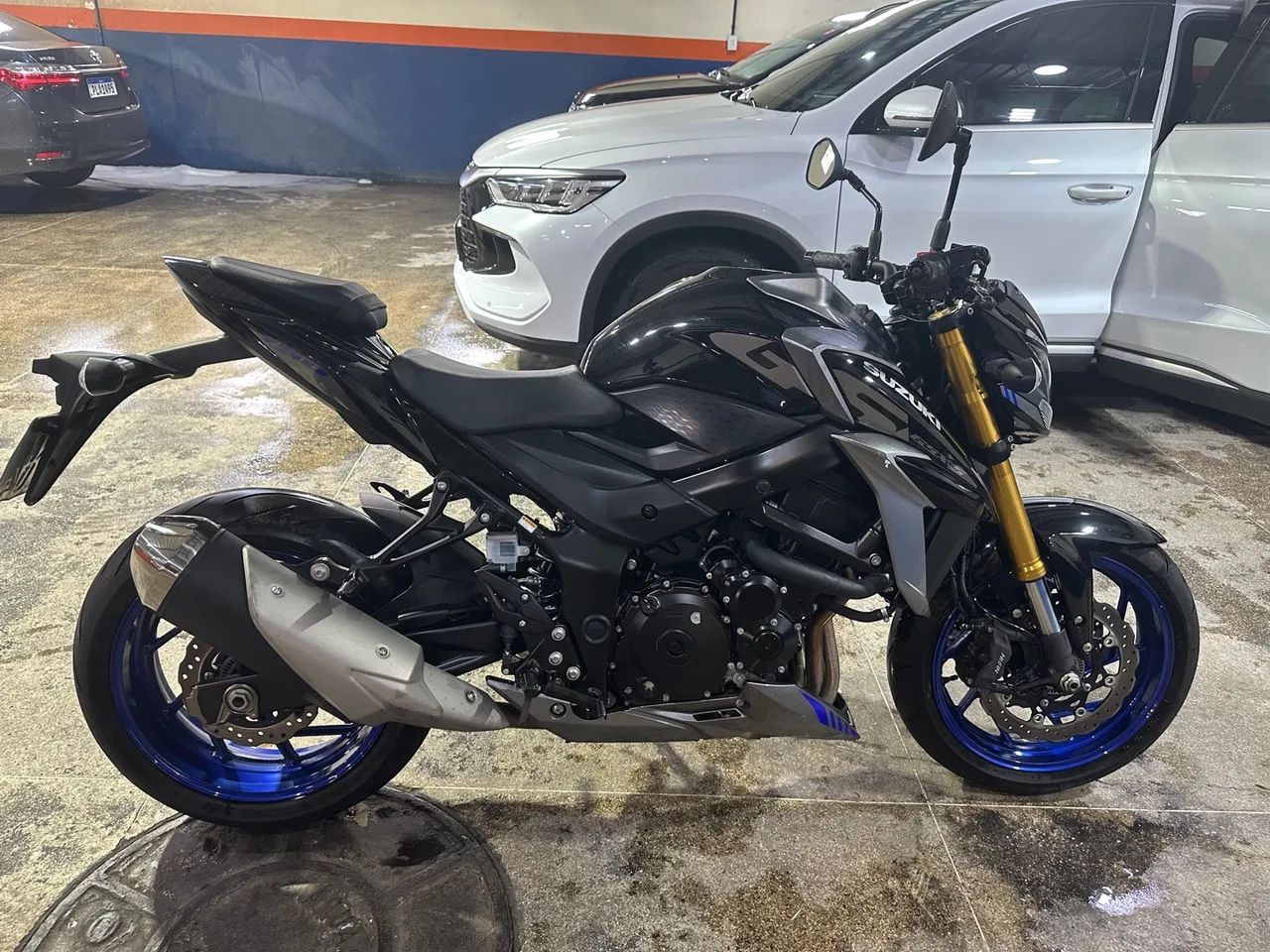 Suzuki GSX-S 750, preta, em excelente estado! - Foto 4