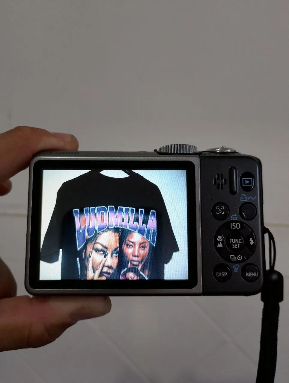 Camera Canon paowershot A2000IS 10 MP funcionando perfeitamente  - Foto 4