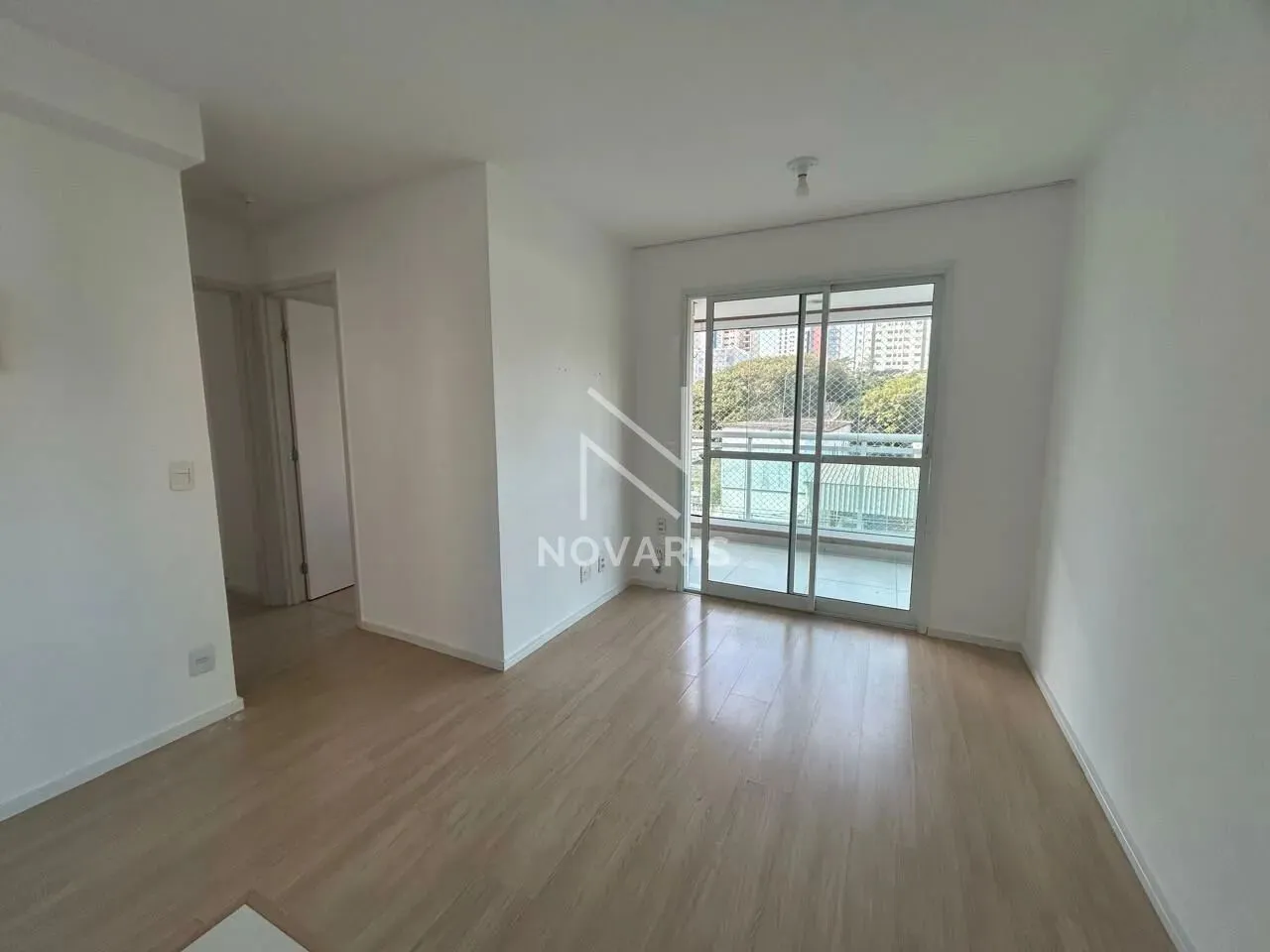 Apartamento para locação com 55m², 2 dormitórios (1 Suíte) e 1 vaga de garagem em Santo Am