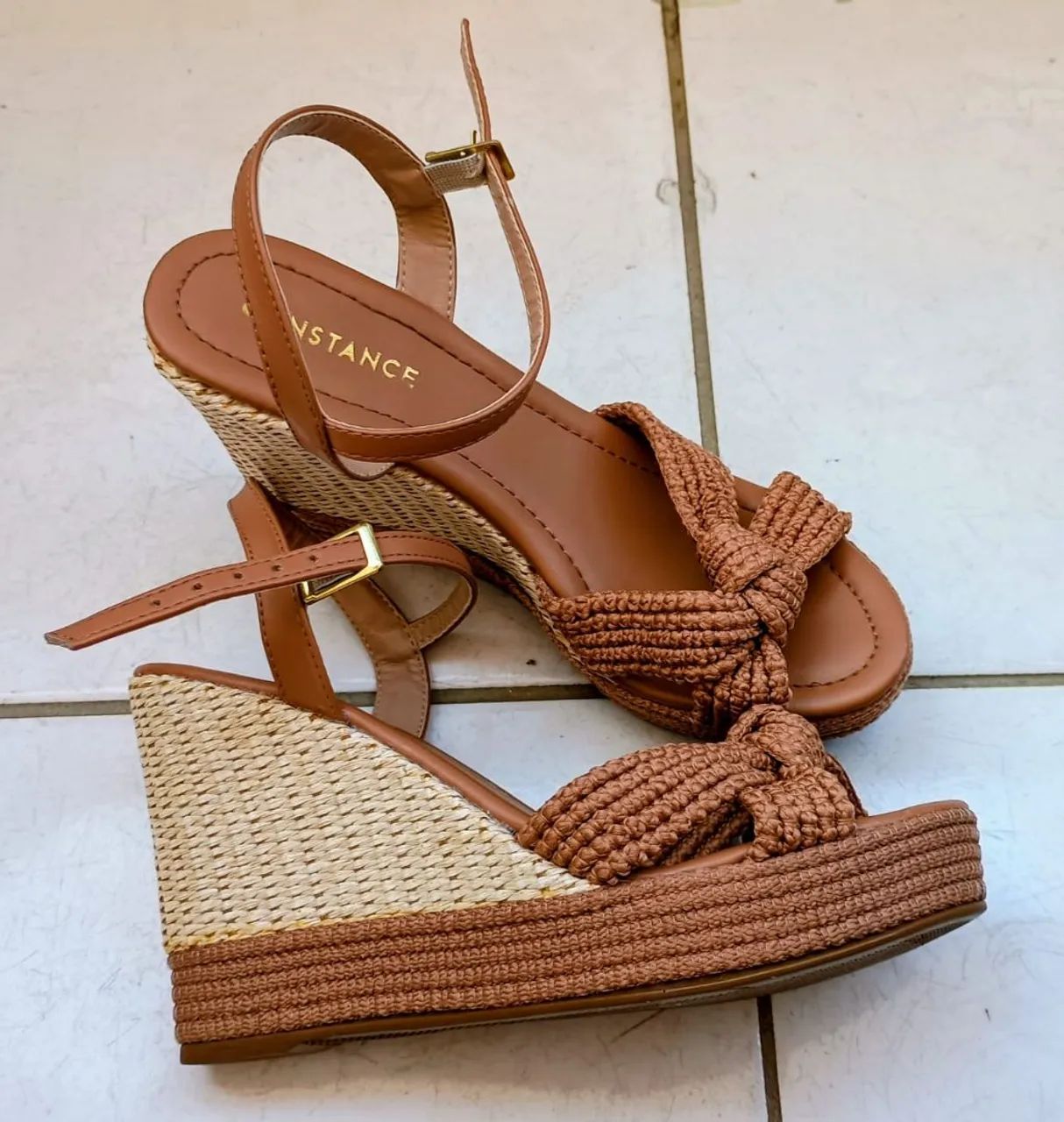 Sandalia Constance Anabela Sandália Anabela Marrom Constance