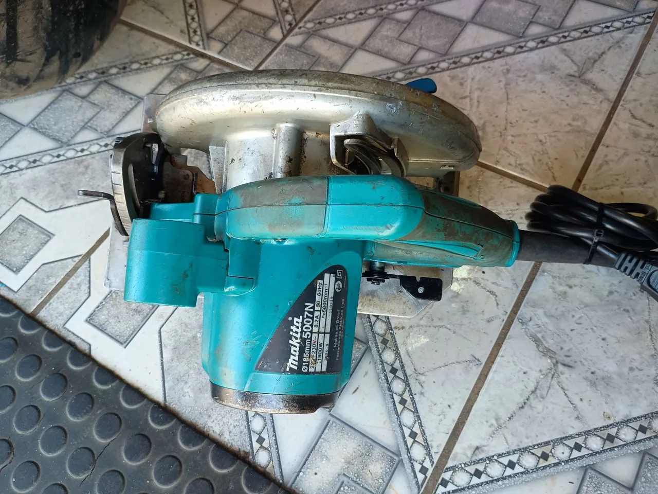 Serra Circular Makita 5007N 185mm 1800W