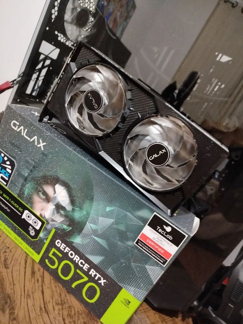 Placa de Vídeo Galax GeForce RTX 5070 1-Click OC