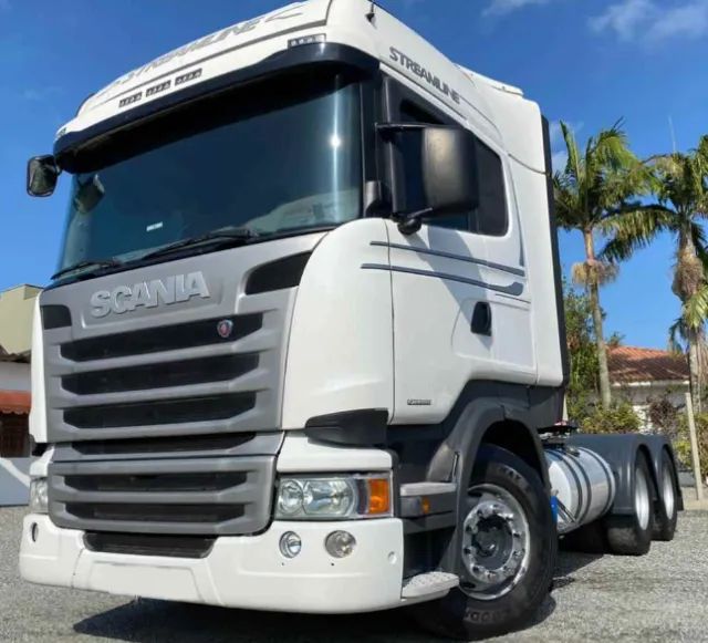 Scania R440 6X4 2013.
