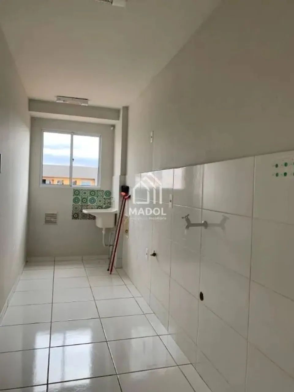 Apartamento à Venda em Uvaranas, Ponta Grossa - PR - Foto 3