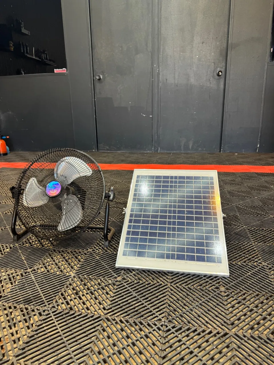 Ventilador com painel solar - Economia e conforto!