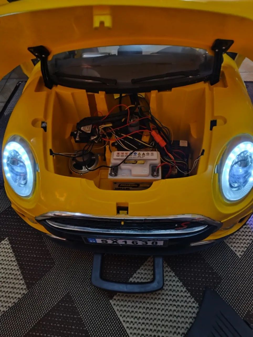 Carrinho elétrico infantil Mini Cooper S  - Foto 4