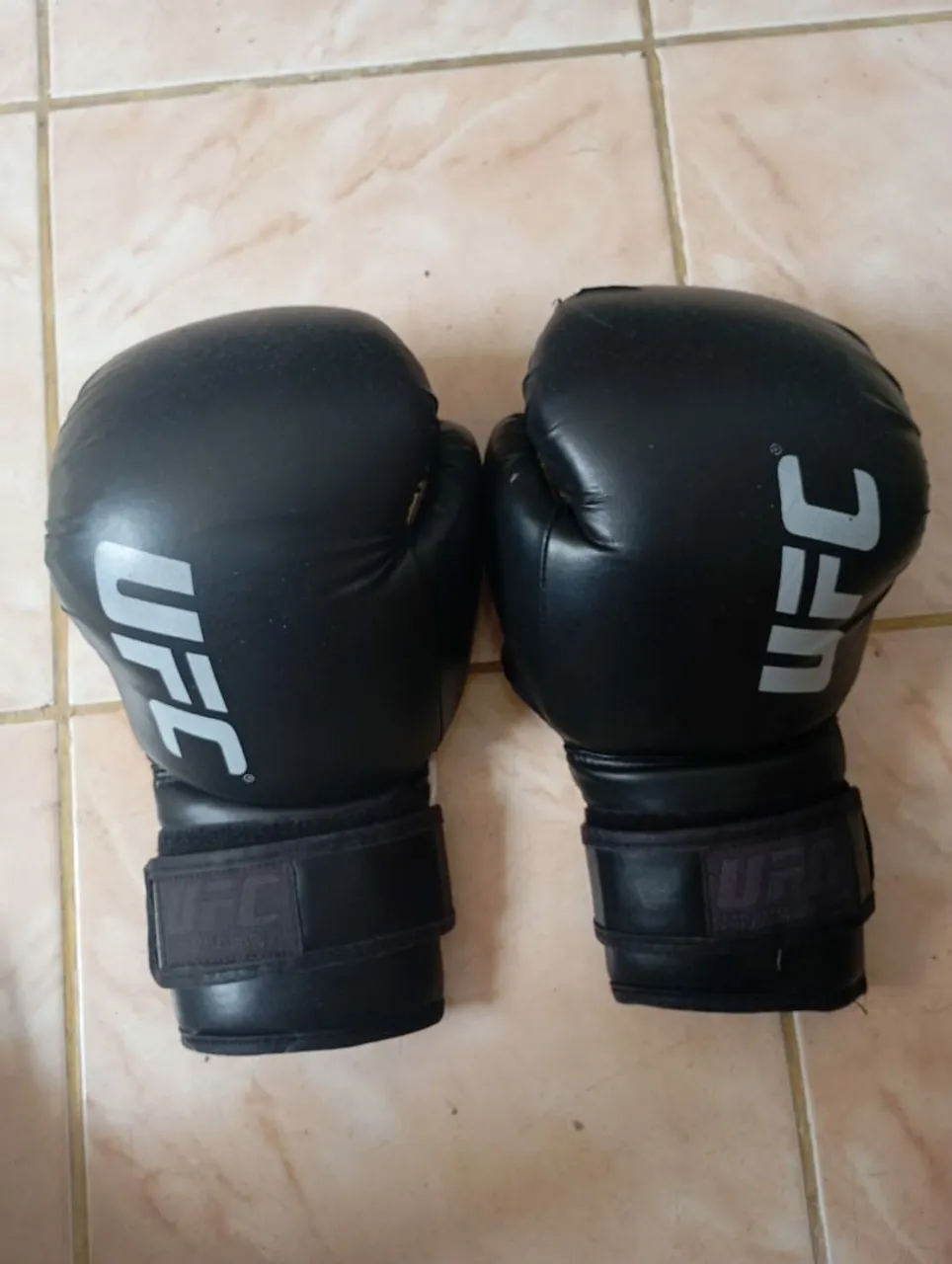 Luvas de Boxe UFC Profissionais - Treino e Competição