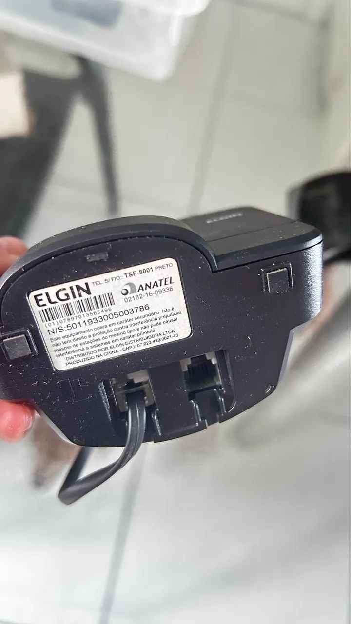Telefone portátil com carregador elgin