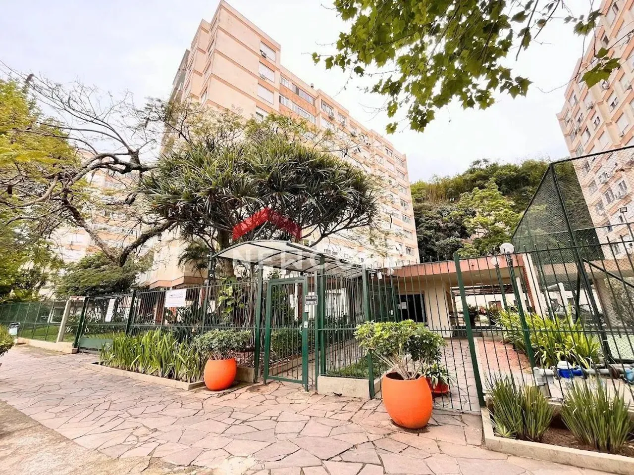 Apartamento em Avenida Guaíba - Vila Assunção - Porto Alegre/RS