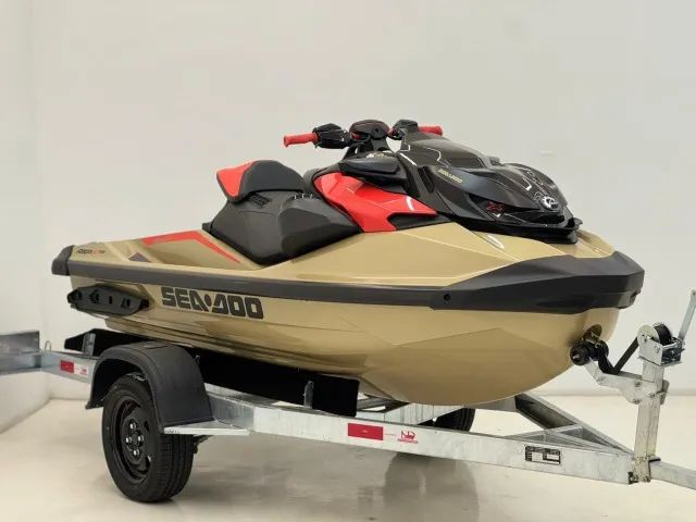 JetSki SeaDoo RXP-X RS - 2025 - Zero Horas, Nunca usado, Sem carretinha!!! - Foto 3