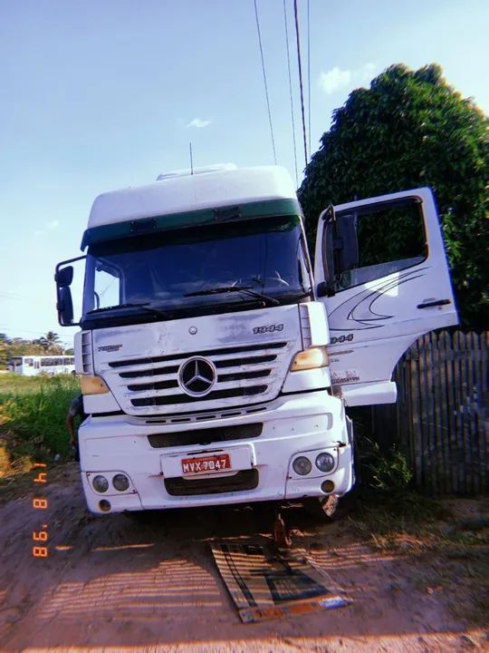 Caminhão cavalo Truck 19.44 -ano  2004 - Foto 7