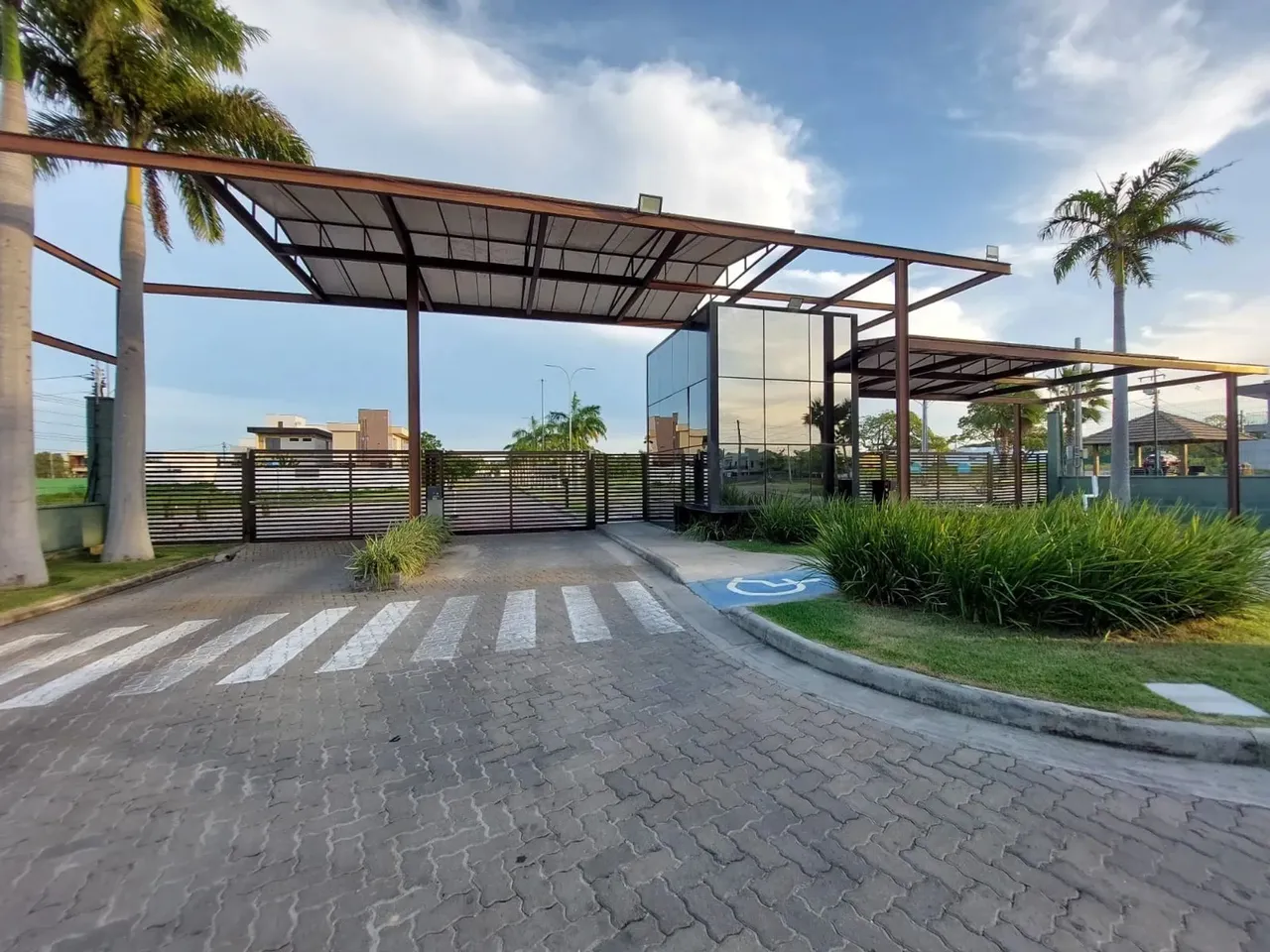 Cond. Alto padrão! Terreno nascente no Terra Brasilis, 233,89m², documentação ok!, área de