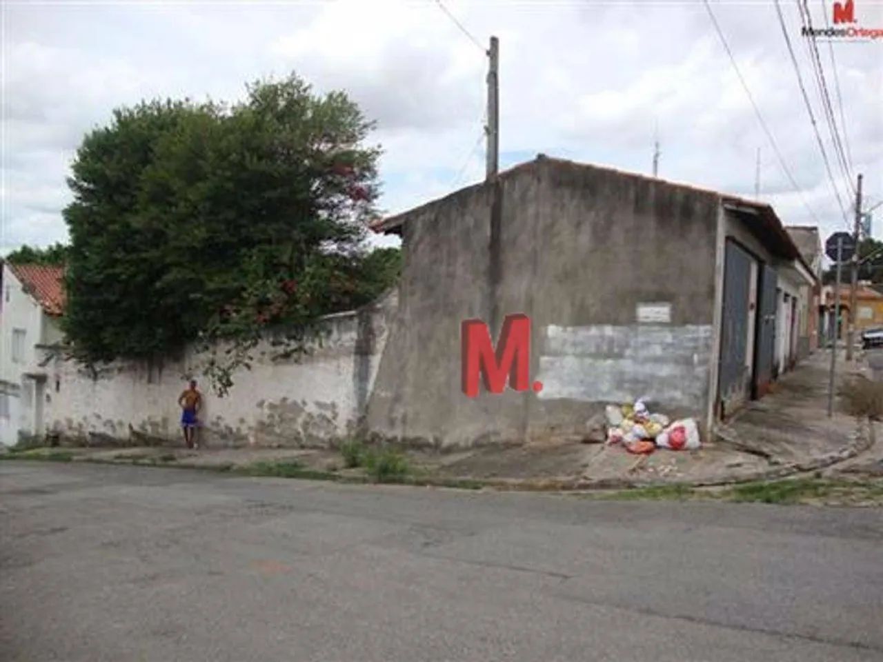 Terreno com Edicula no Fundo - Foto 4