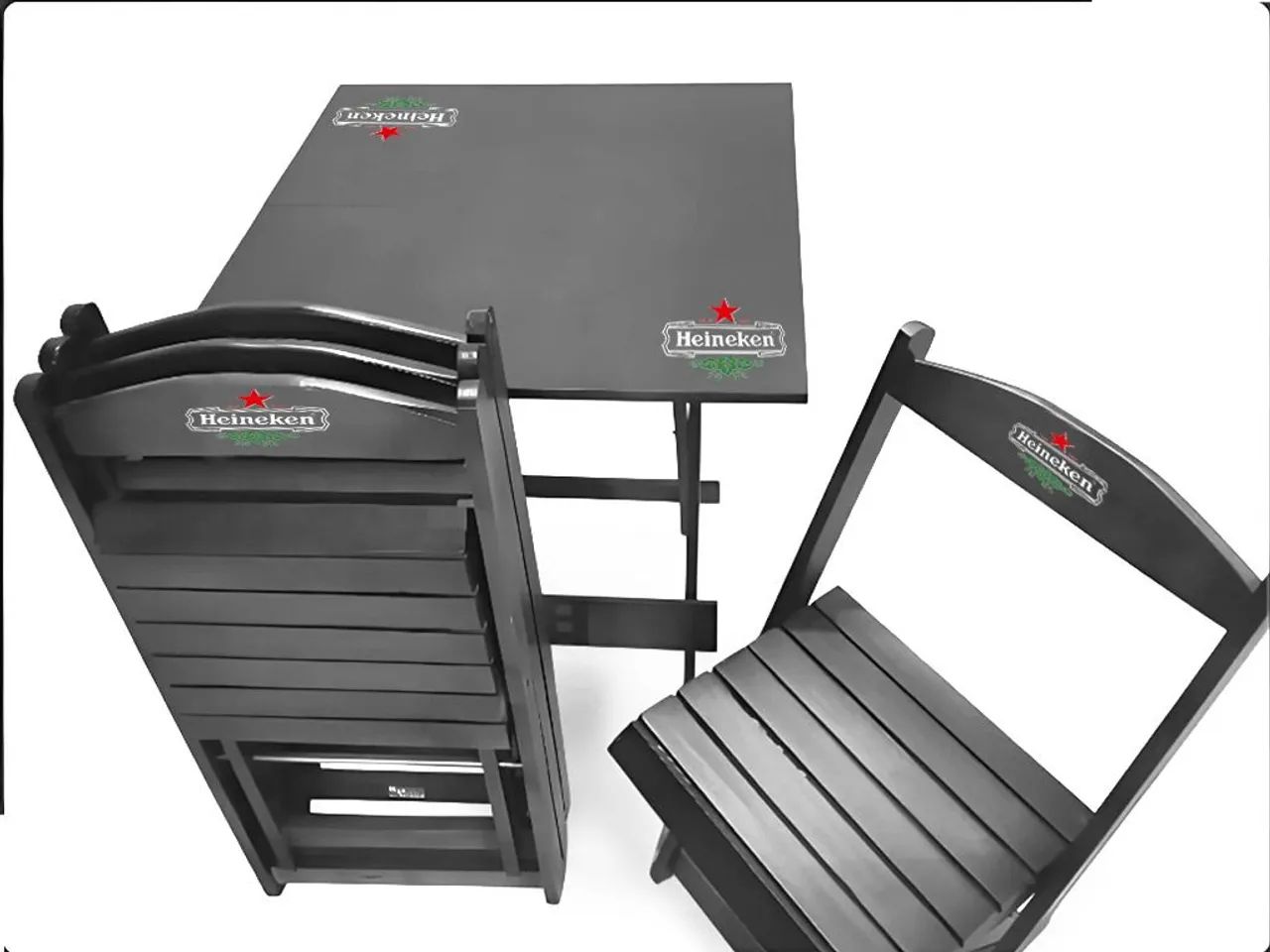 Conjunto de Mesa e Cadeiras Heineken Dobráveis