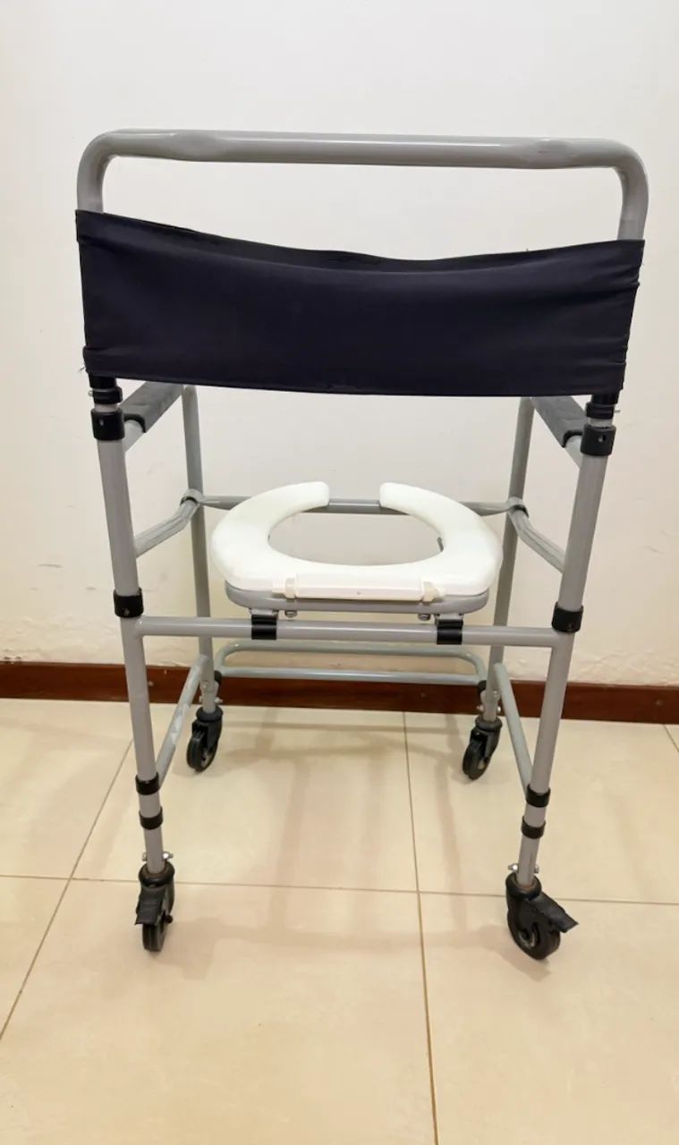 Cadeira de banho  - Foto 4