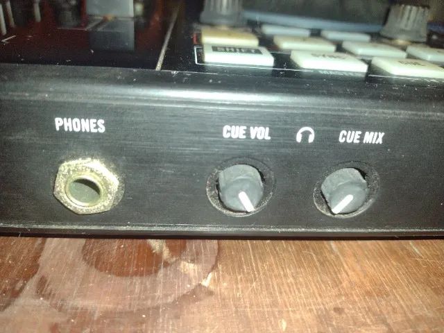 DJ Controller64286076460417121