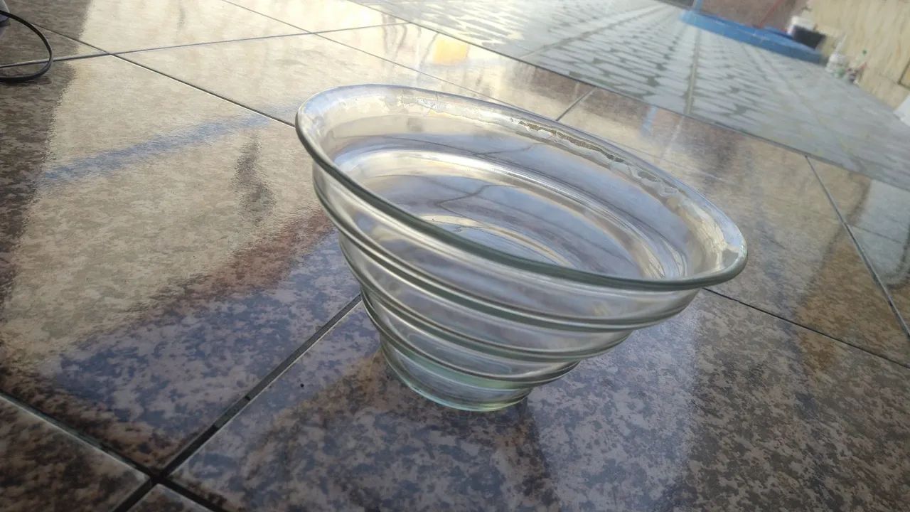 Linda fruteira redonda com lindos círculos ondulados  - Foto 3