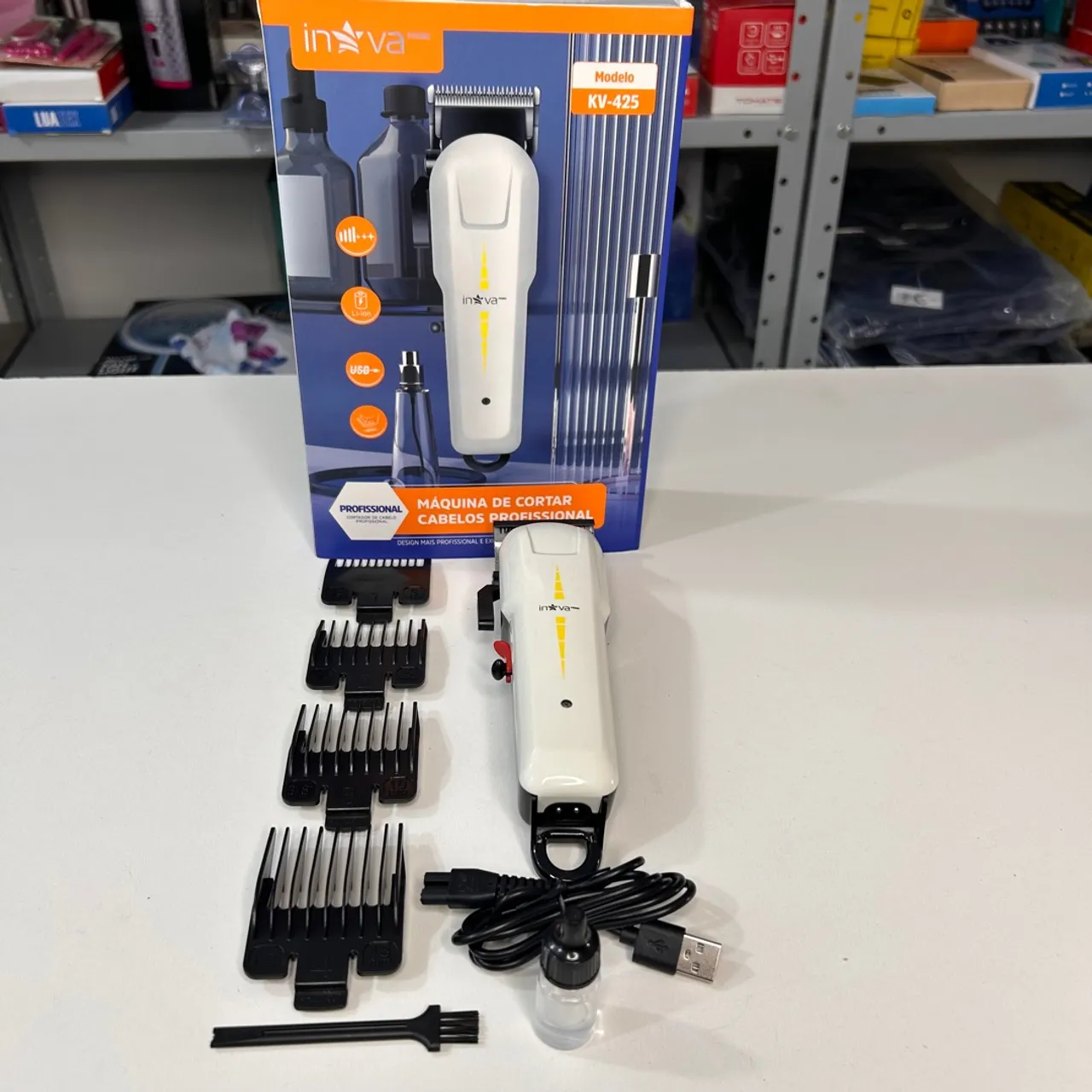 Máquina de Cortar Cabelo Profissional Inva KV-425