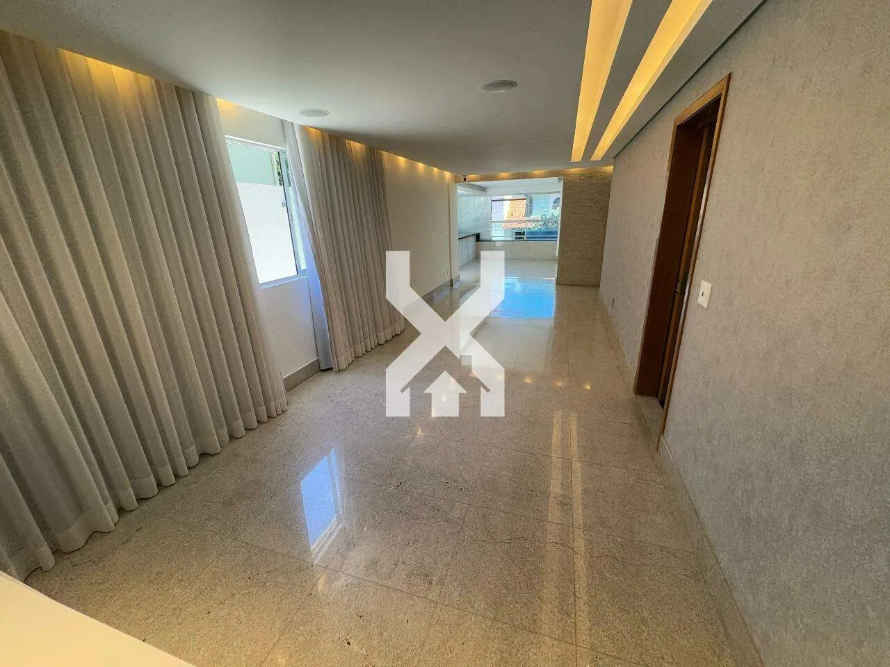 Apartamento com área privativa à venda, 4 quartos, 2 suítes, 2 vagas, Liberdade - Belo Hor