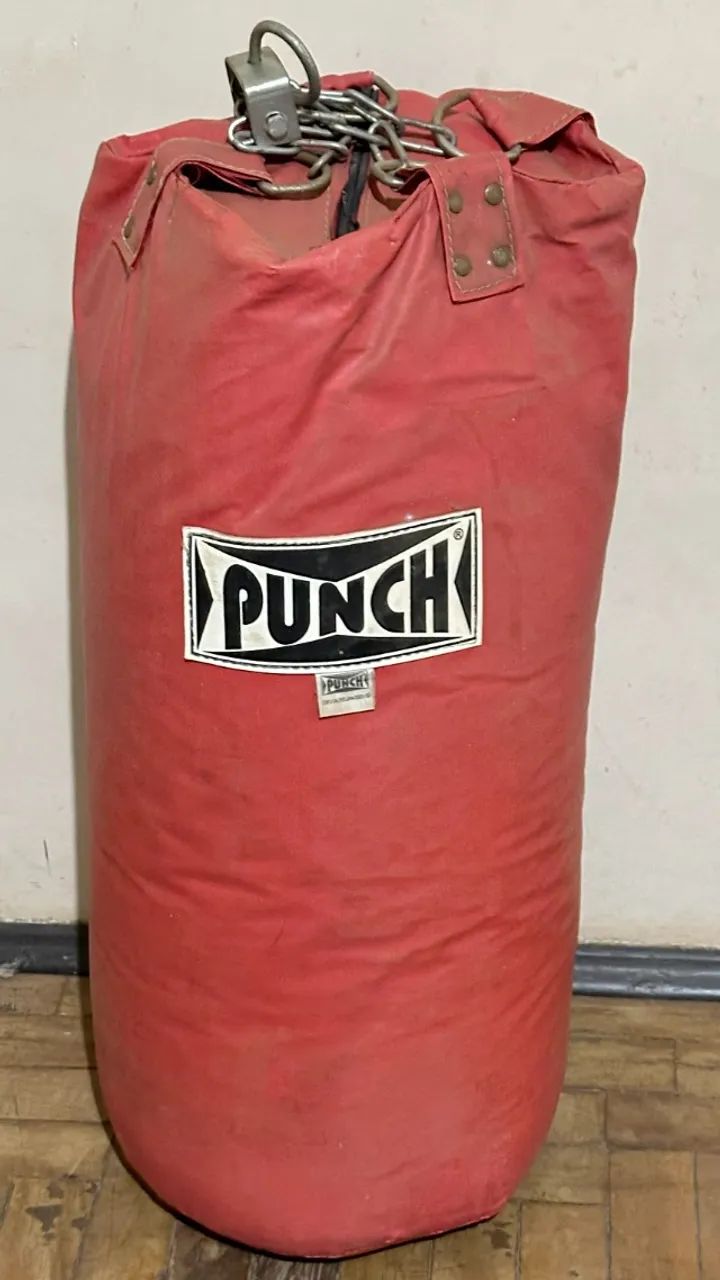 Saco de Pancada Punch Médio (70cm) Cheio