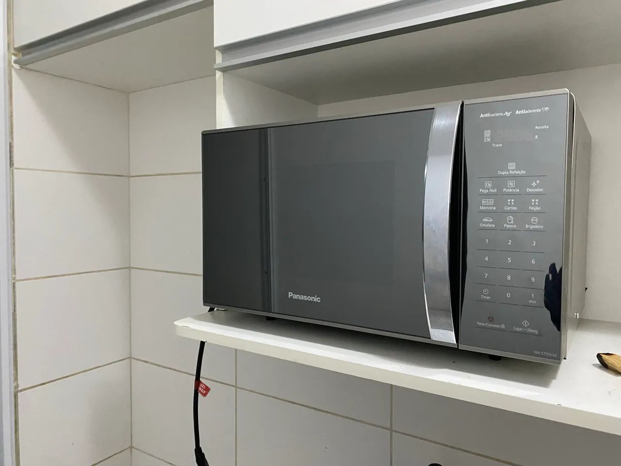 Microondas da Panasonic de 27 litros  - Foto 2