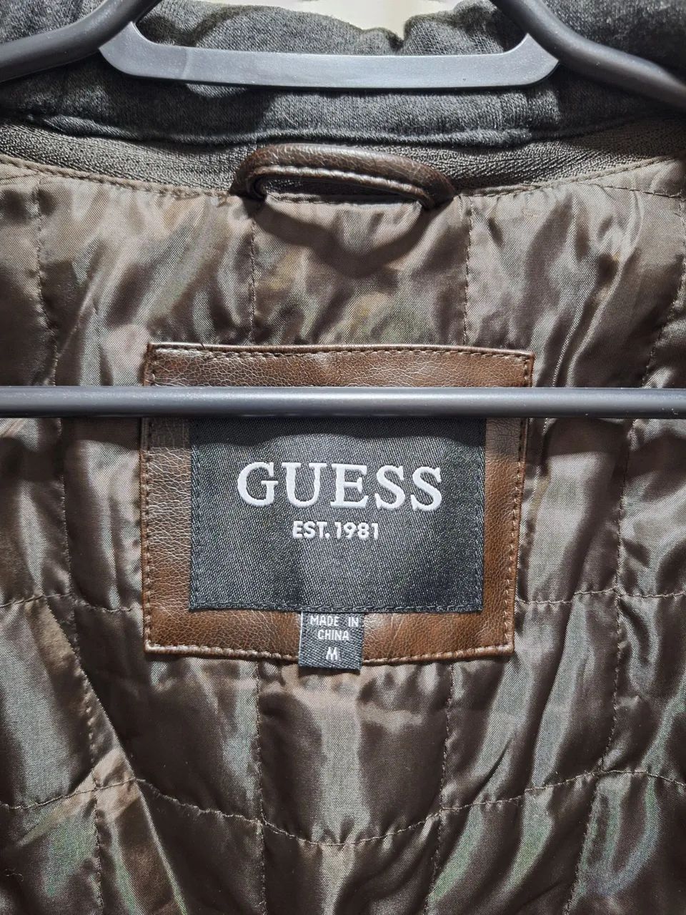 Jaqueta Couro Guess - Foto 3