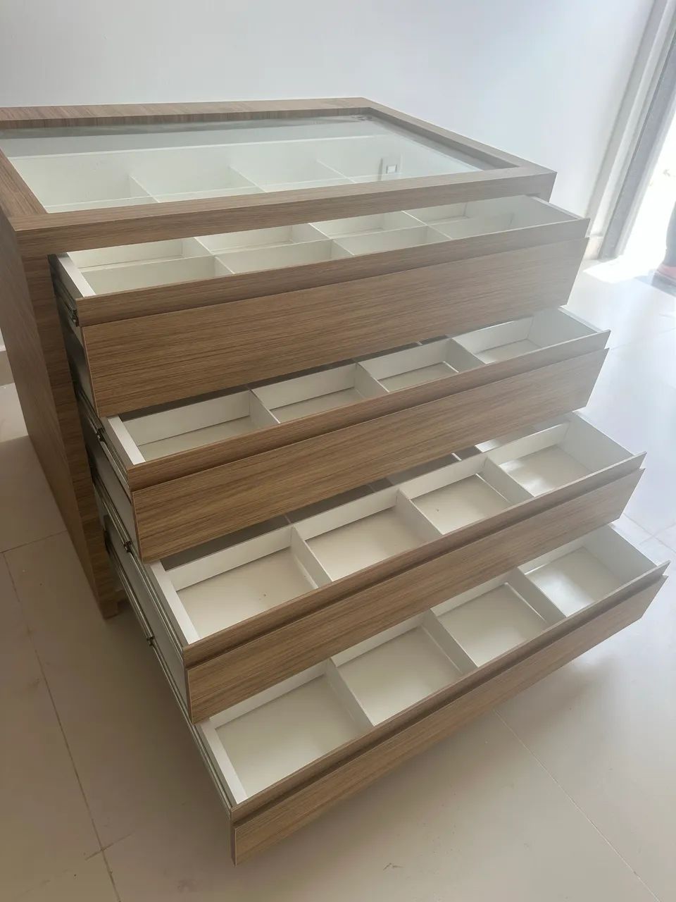 Vendo balcão para ótica ( expositor) - Foto 4