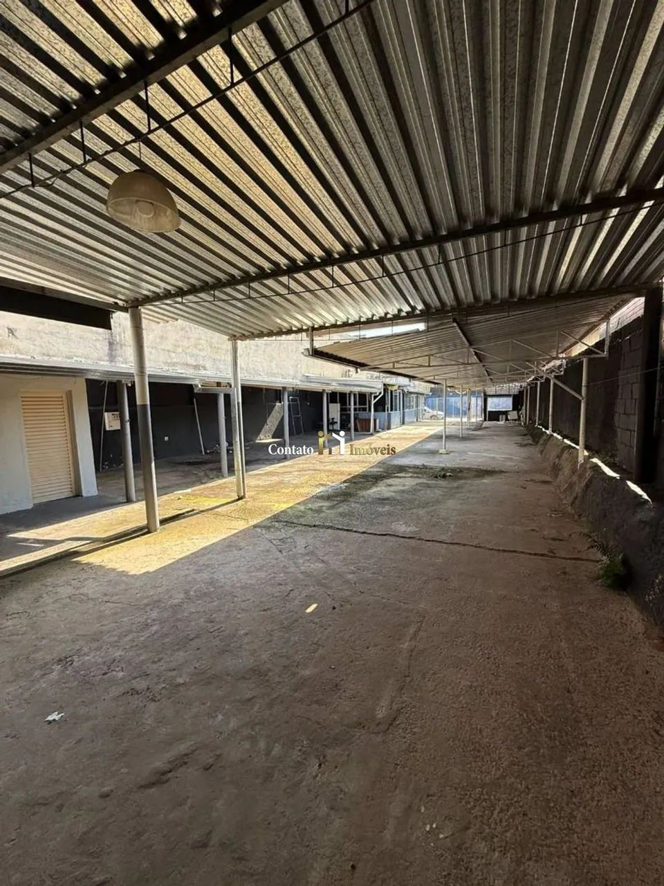 Galpão Comercial com 408 m² e Estrutura Funcional para Empresas e Operações - Jardim das C - Foto 4