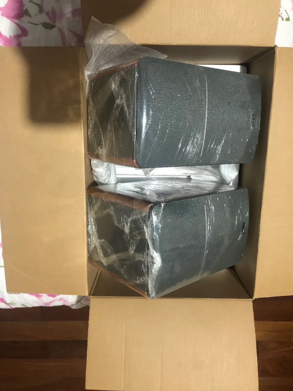 Caixas Edifier P12 Passivas 