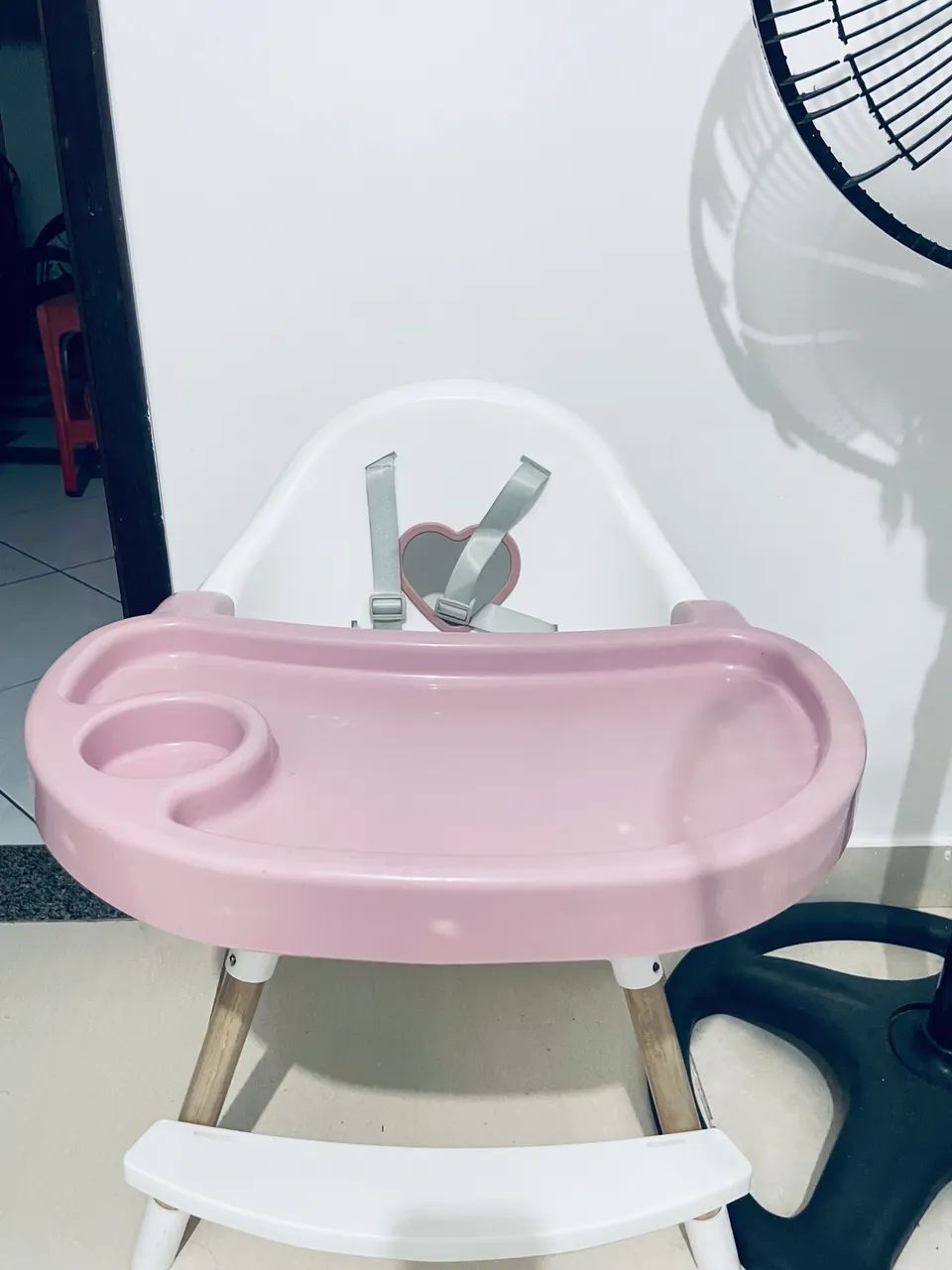 Cadeira de Alimentação Menina. 