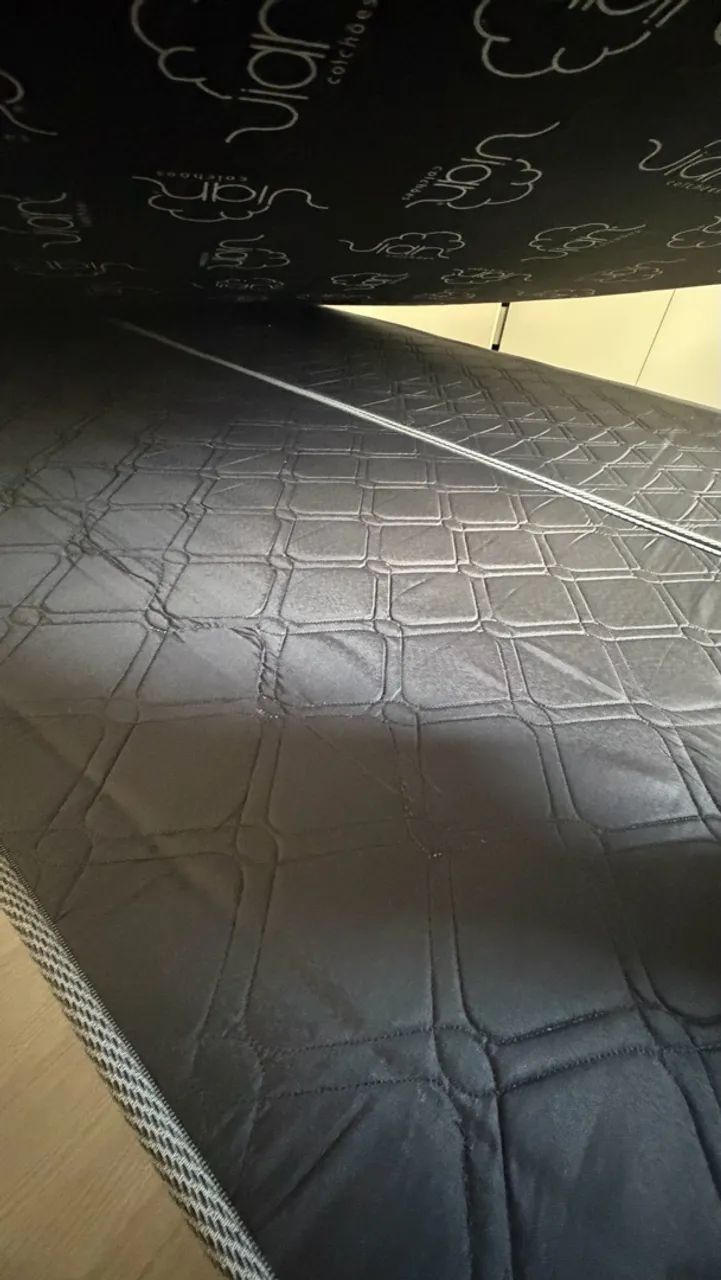 Cama Queen - base para colchão 