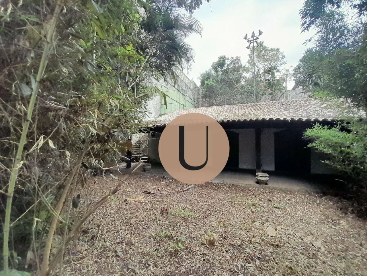 Um dos Últimos Terrenos Próximos à Praça Vinícius de Moraes - Foto 5