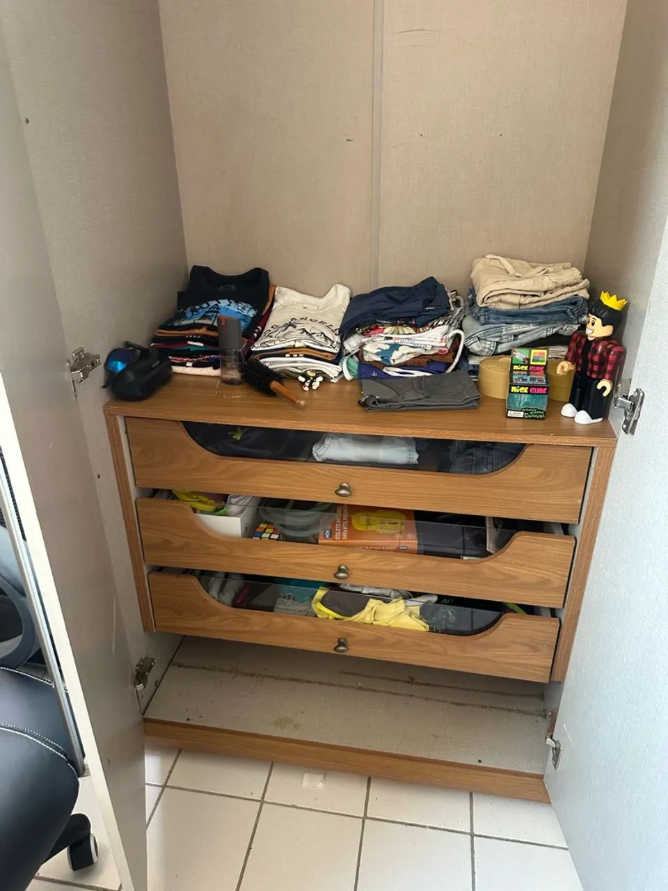 Vendo guarda roupas 6 portas  - Foto 3