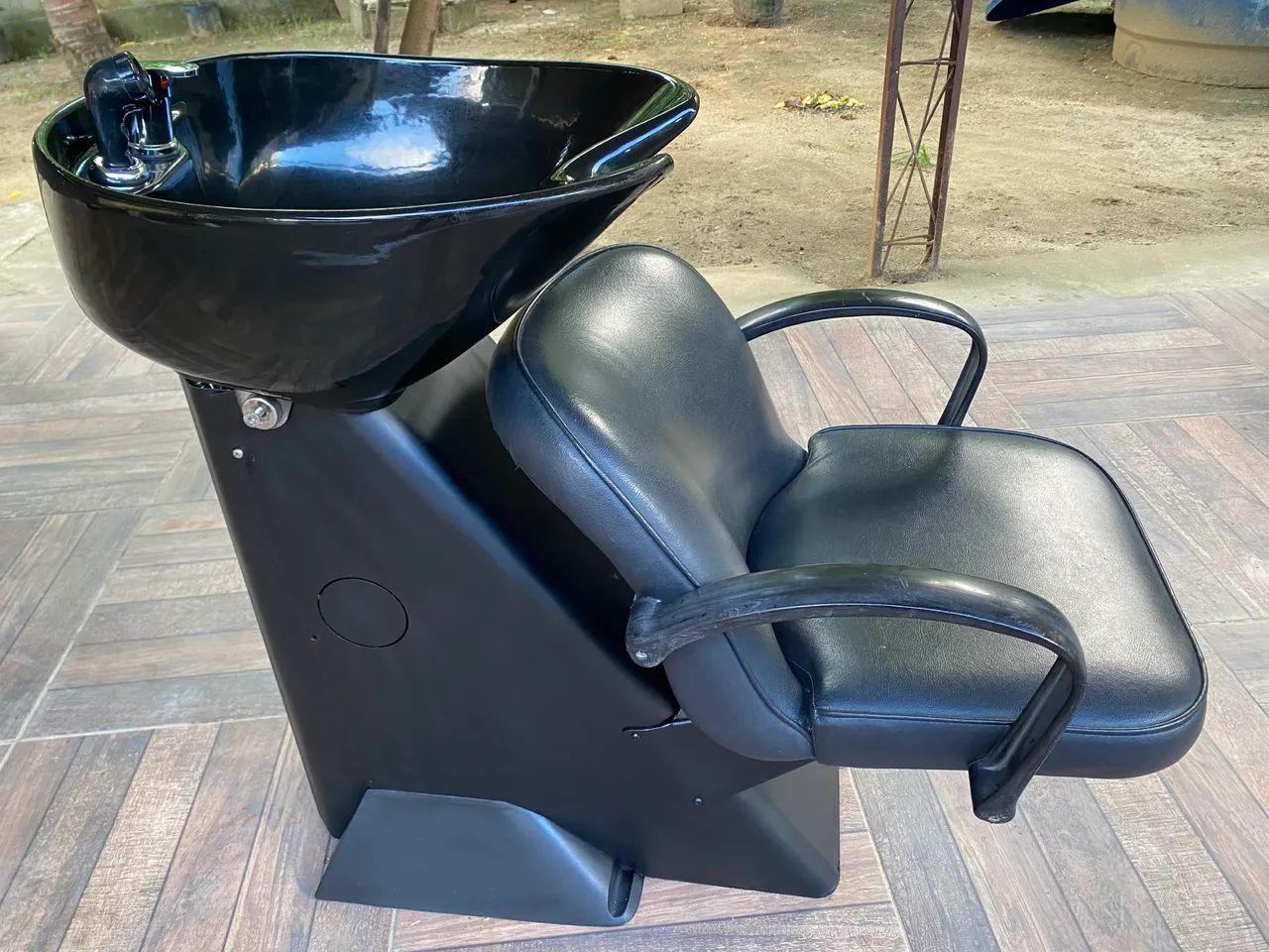 Lavatório de louça 