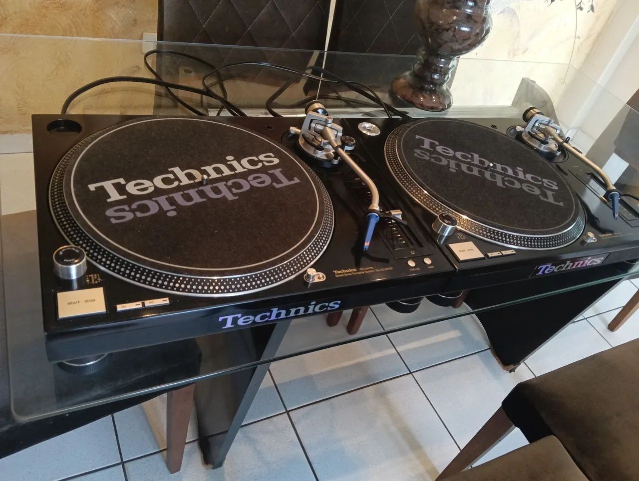 Technics SL1210 M5G ( 2-par ) importada excelente toca discos 