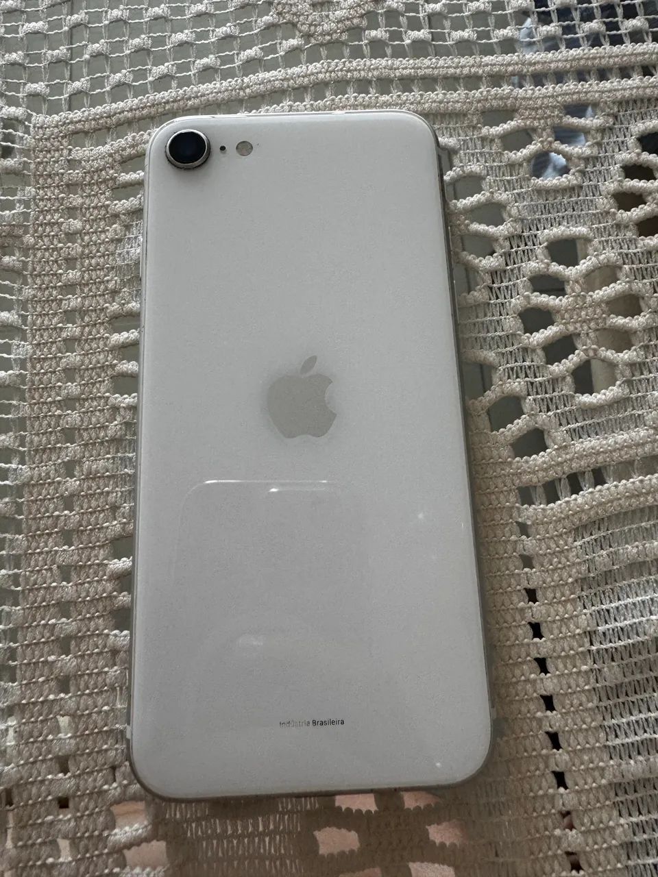 Vendo iPhone SE 64gb branco - Celulares e Smartphones - Horto