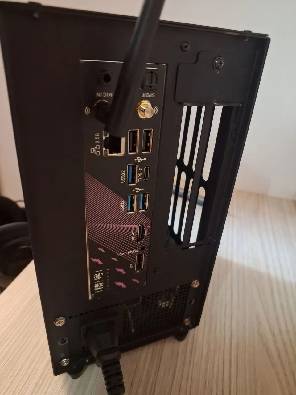 Desktop ITX compacto AM5 DDR5 - Foto 2