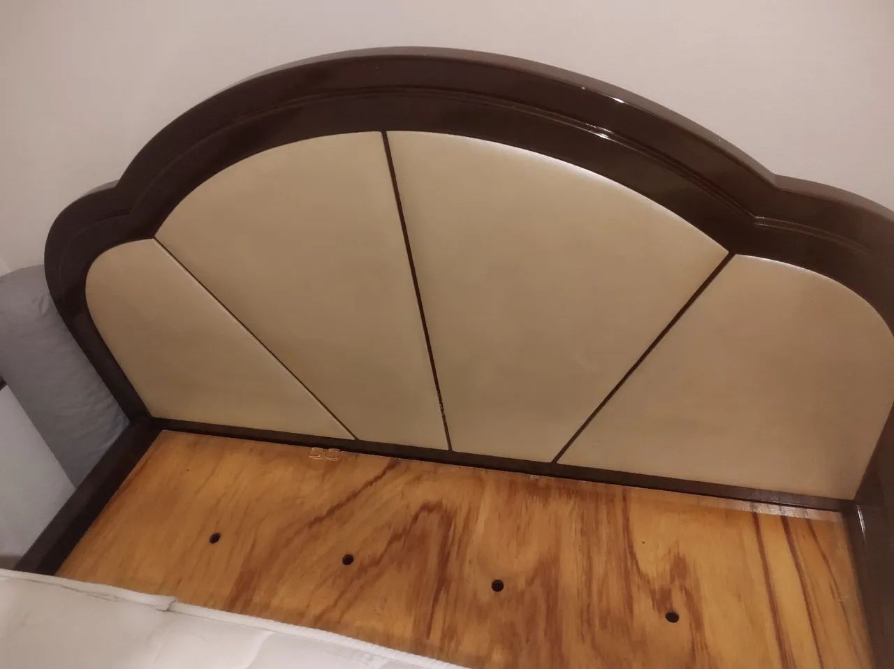 Cama casal madeira maciça 