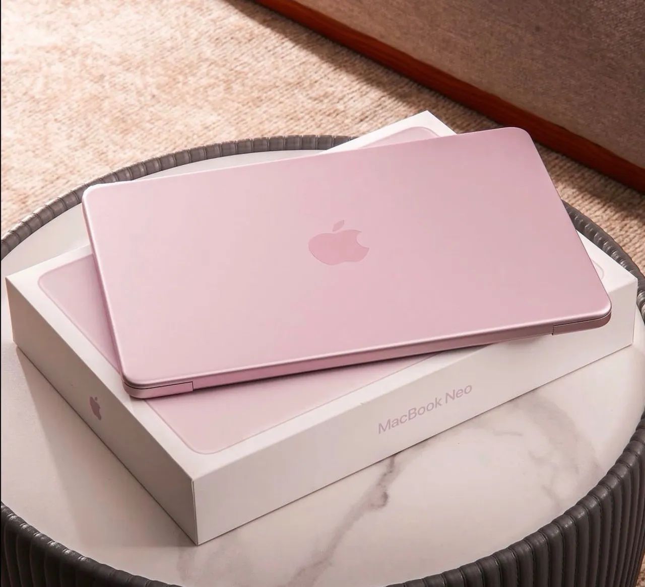 Macbook neo Rosa/ pink - 256 SSD 8gb de ram - lacrado - Notebooks