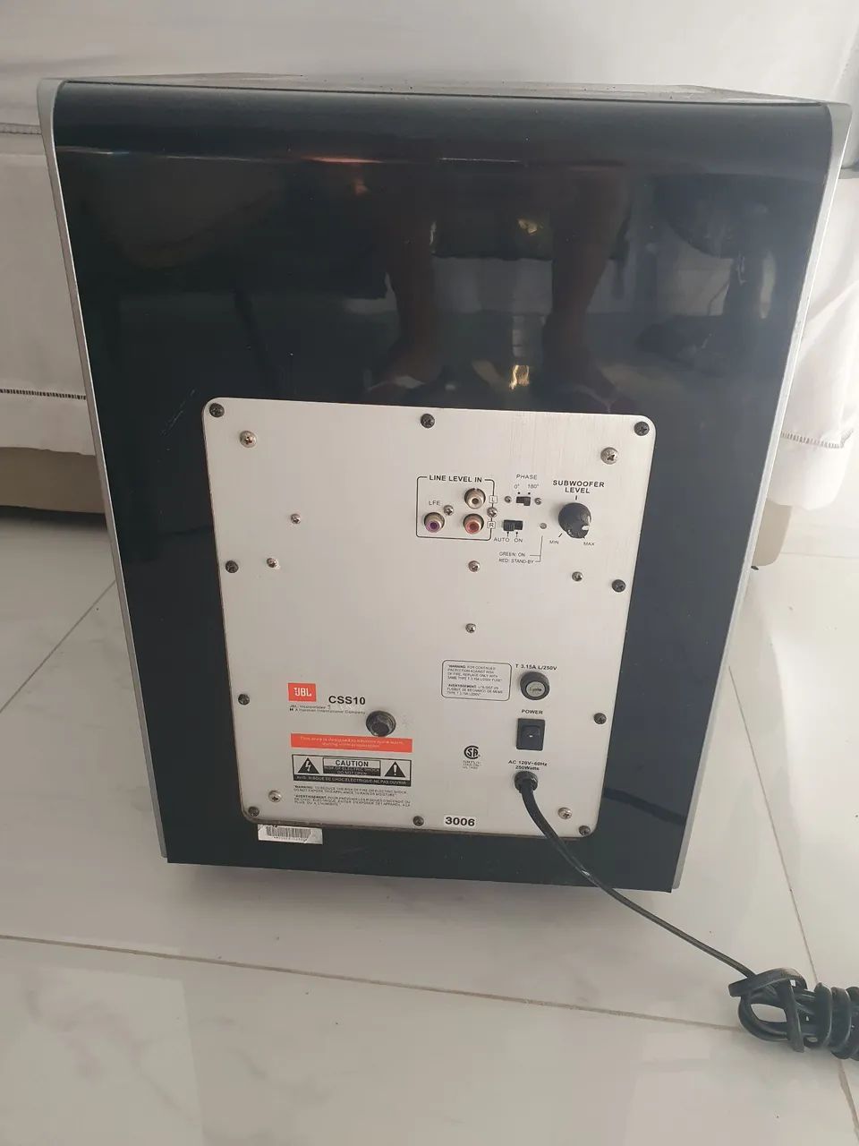 Sub JBL CSS10
