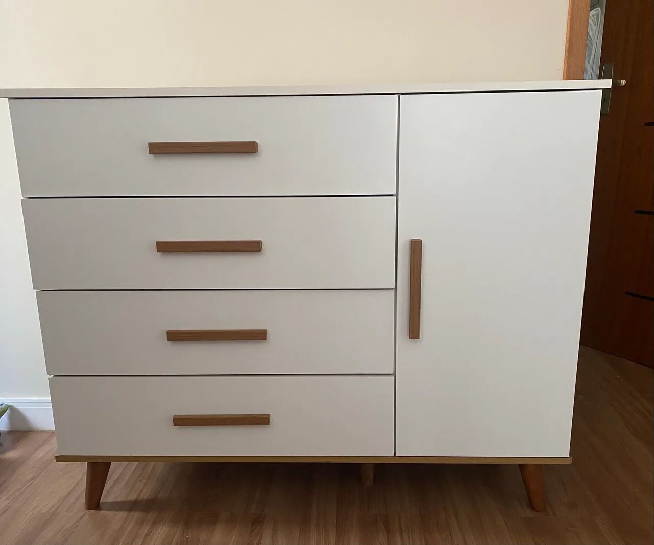 Cômoda de quarto de Bebê NOVA