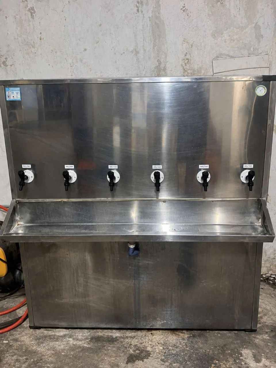 Bebedouro industrial