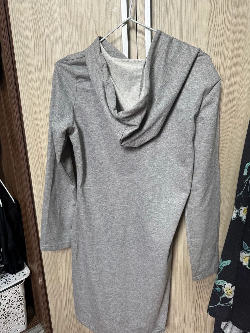 Vestido de manga Cinza  - Foto 2