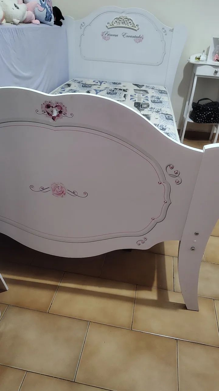 Jogo de quarto menina princesa 