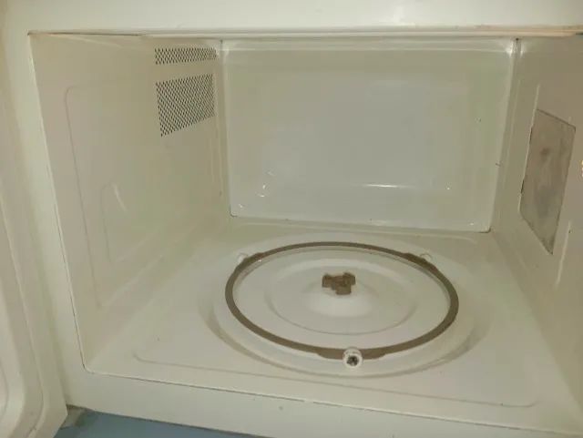 MICRO ONDAS ELECTROLUX 31 L - Foto 3