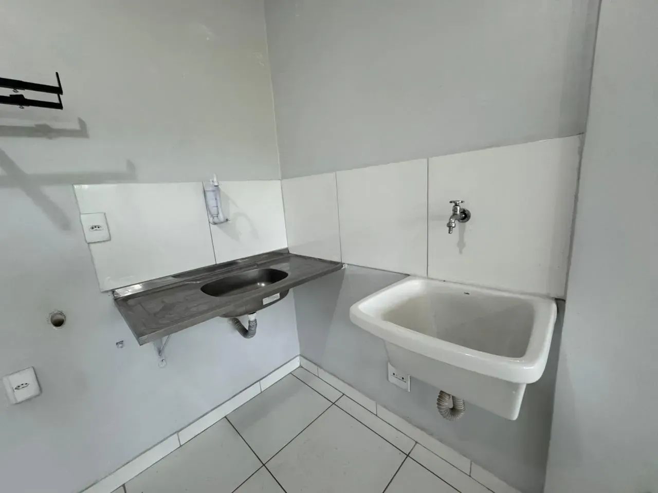 ALUGUEL  KIT/SALA COMERCIAL OU MORADIA | SCLN 207 BLOCO A - Foto 3