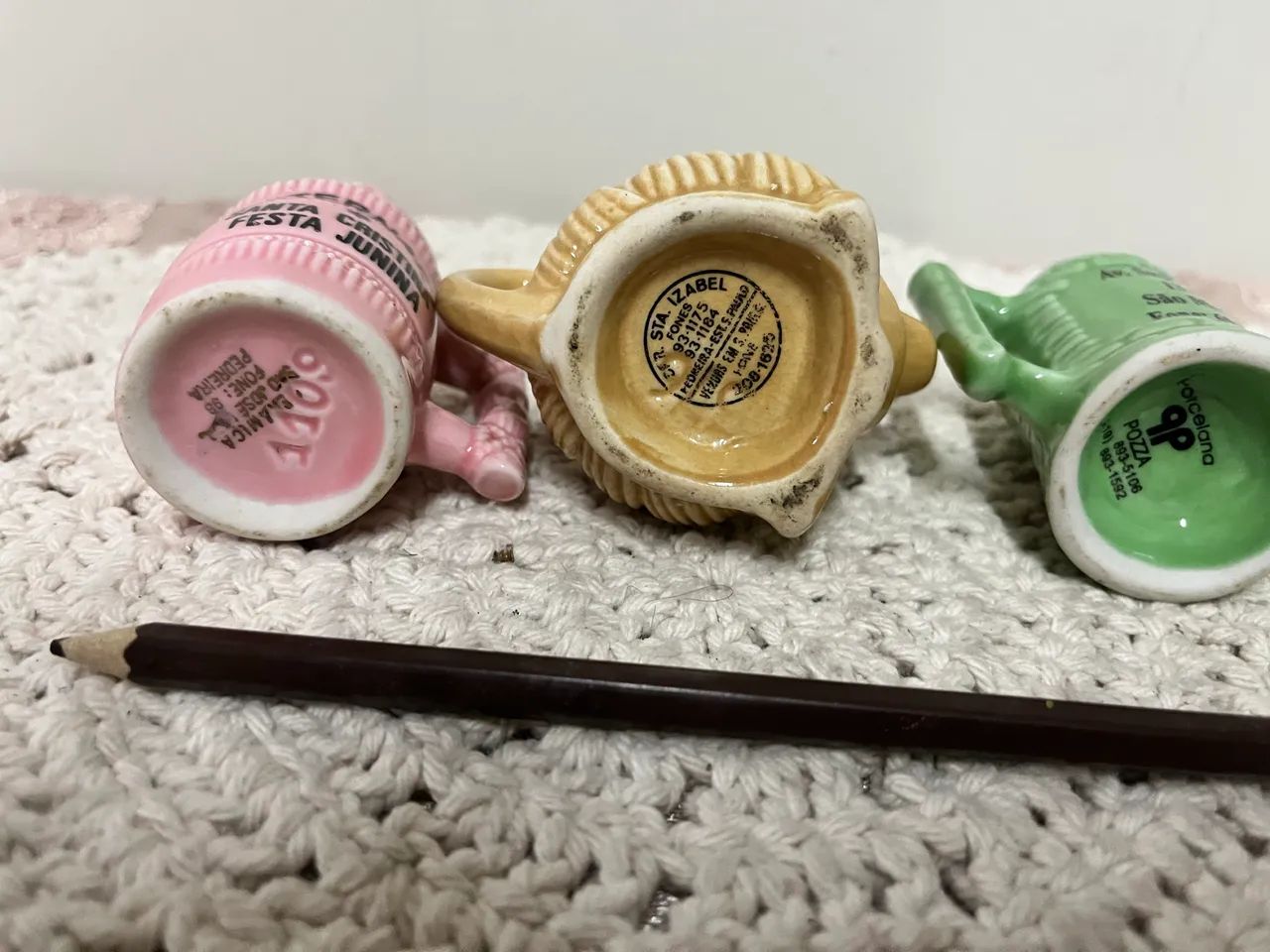 3 canecas de porcelana antigas