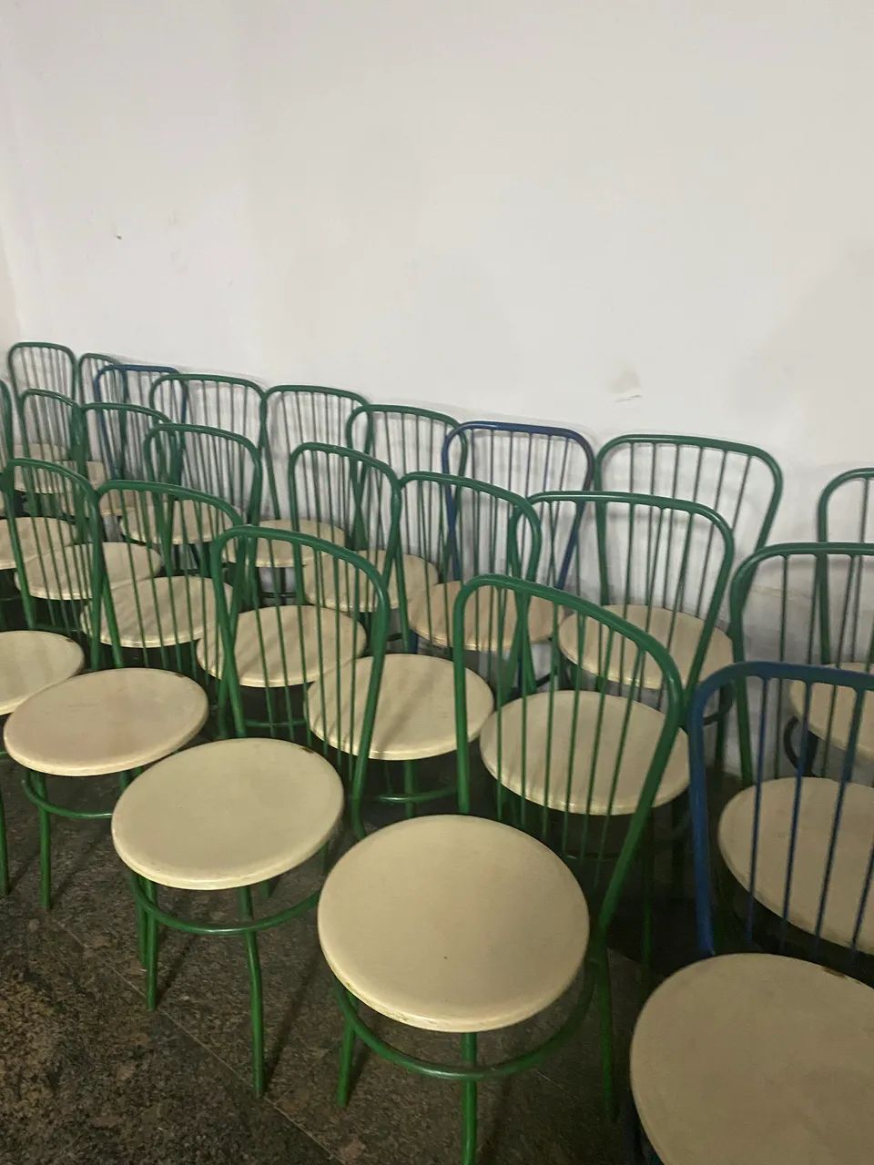 Cadeiras de ferro - Foto 3